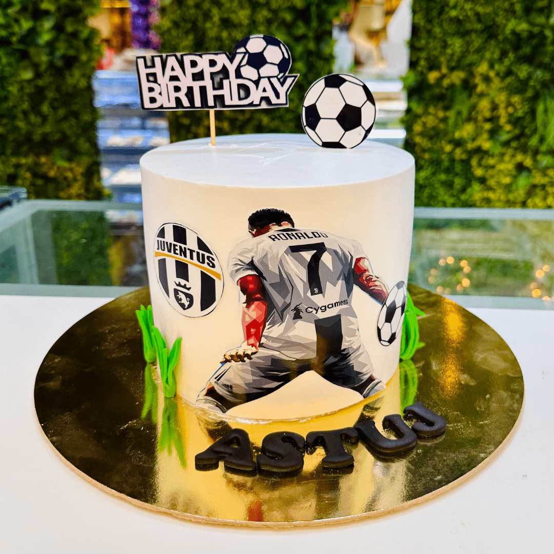Football Cake Ronaldo | TikTok